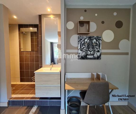 Propriété d’Exception – 2 Maisons – 5 300 m² de terrain.