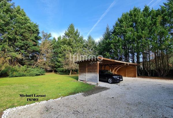 Propriété d’Exception – 2 Maisons – 5 300 m² de terrain.