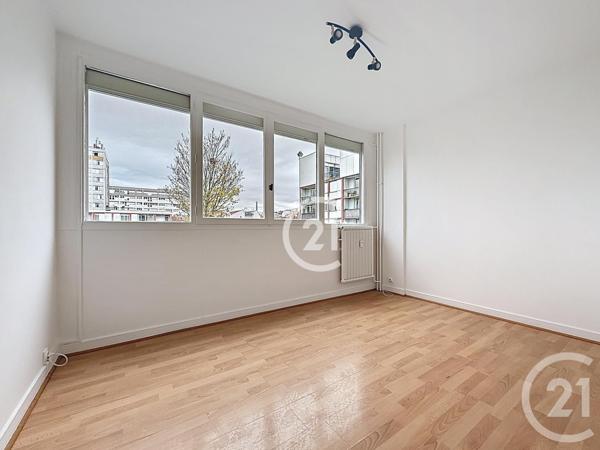 Appartement F4 à vendre  4 pièces - 77,59 m2 MONTREUIL - 93