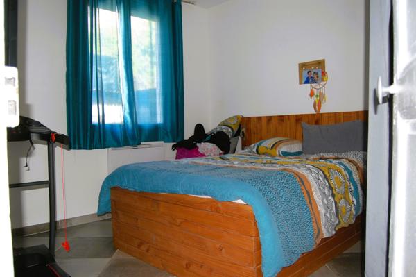 Cendras (30480) PROCHE ALES. Villa de plain-pied de 97m², 3 chambres, sur 717m²