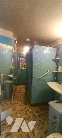 VOULX maison de pays de 75 m² 2 pièces agrandissement possible, garage courette.