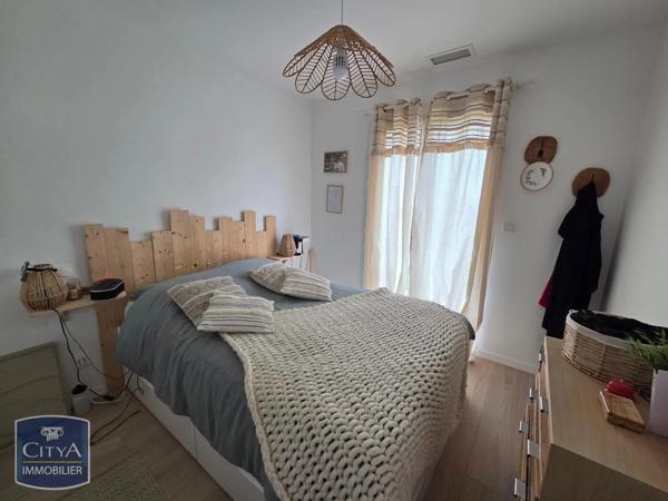 Maison à louer 4 pièces 79.9m² Issoire (63500)