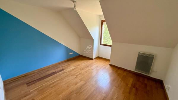 Maison Courdimanche 7 pièce(s) 150.45 m2 651 000 € **  - Référence  2333
