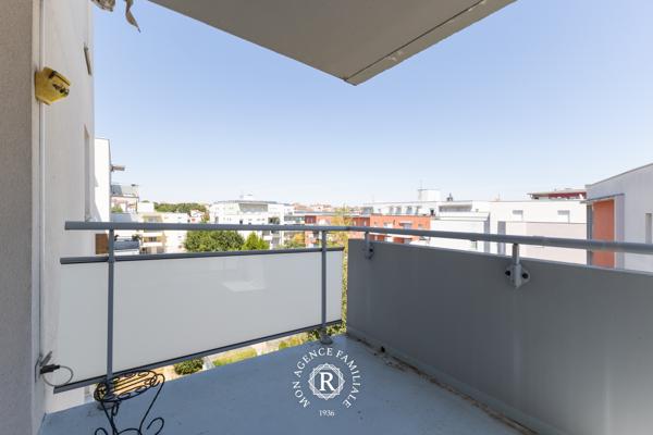 Appartement 5 pièce(s) 2 chambre(s) 77.45 m²