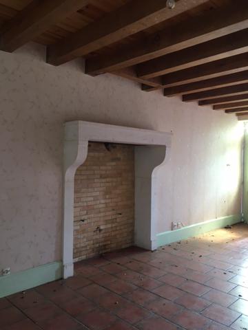 Azy (18220) Maison de Charme + Logement 3Pièces (Possibilité de Location) + Grange-Atelier de 70m2