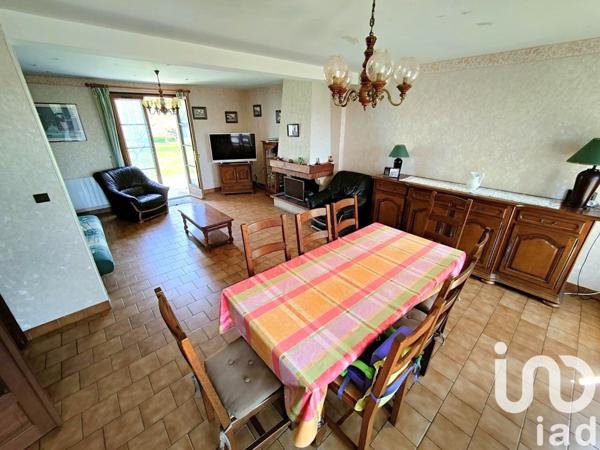 Maison traditionnelle 7 pièces de 152 m² à Châtillon-sur-Loire (45360)