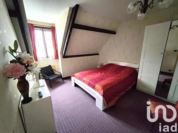 Maison traditionnelle 7 pièces de 152 m² à Châtillon-sur-Loire (45360)