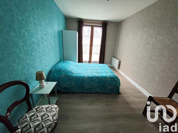 Maison traditionnelle 7 pièces de 152 m² à Châtillon-sur-Loire (45360)