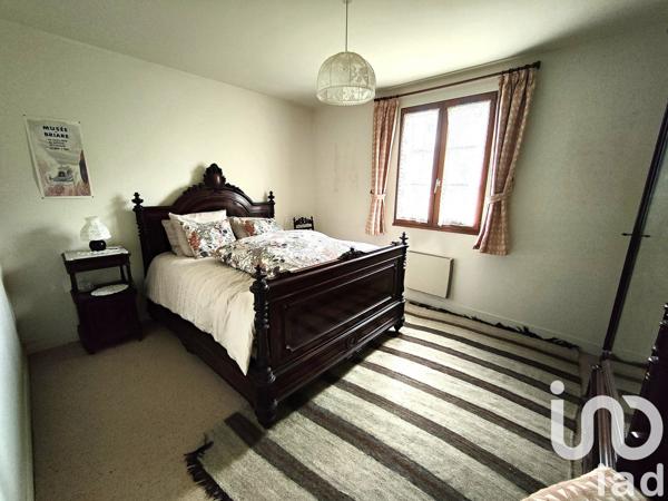 Maison traditionnelle 7 pièces de 152 m² à Châtillon-sur-Loire (45360)