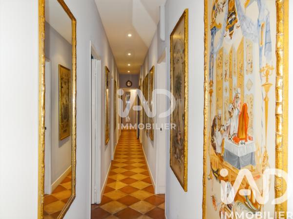 Appartement à vendre 7 pièces 159 m² Nîmes