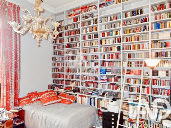Appartement à vendre 7 pièces 159 m² Nîmes
