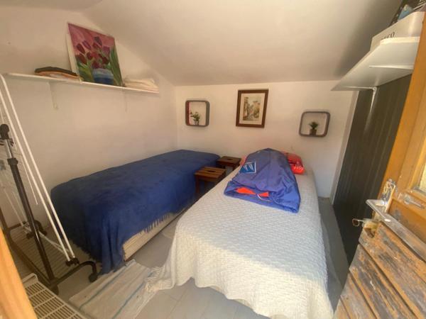 LA TRANCHE SUR MER 85 LA GRIERE A 400M DE LA MER CHARMANTE VILLA PLAIN PIED AVEC ANNEXES SUR 550M² CLOS