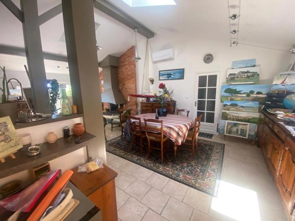 LA TRANCHE SUR MER 85 LA GRIERE A 400M DE LA MER CHARMANTE VILLA PLAIN PIED AVEC ANNEXES SUR 550M² CLOS