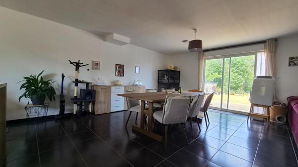 Maison 4 pièces - 3 chambres - terrasse - piscine hors sol
