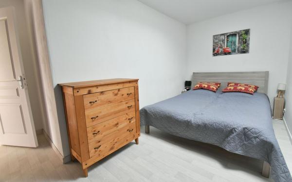 Maison à vendre    5 pièces • 202 m2 Villars-les-Dombes