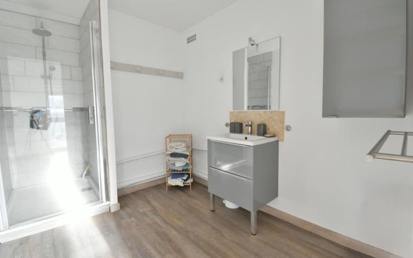 Maison à vendre    5 pièces • 202 m2 Villars-les-Dombes