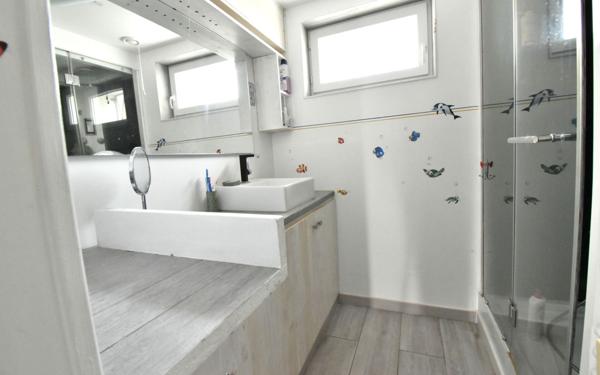 Maison à vendre    5 pièces • 202 m2 Villars-les-Dombes