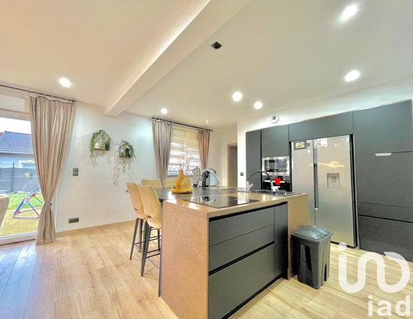 Maison à vendre 6 pièces 141 m² Sarralbe