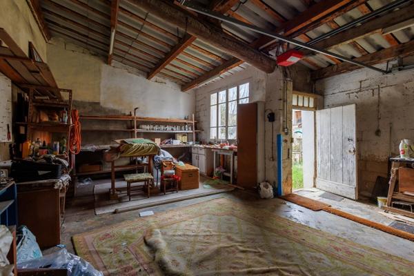 Pernes-les-Fontaines ? maison ancienne de 175 m² avec jardin, 3 chambres et vie de village à pied Pernes les fontaines
