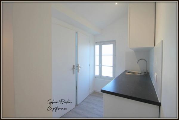 EPINAY SUR SEINE - 6 locaux paramédicaux ou professions libérales à l'unité ou en totalité