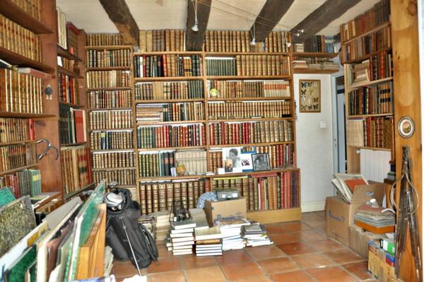 Maison rénovée avec piscine sans vis a vis en plein village