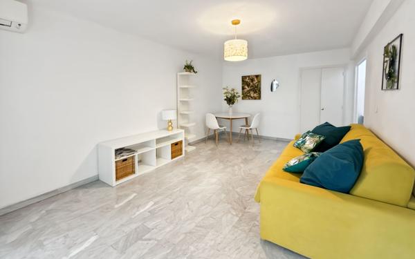 Appartement à louer    1 pièce • 34 m2 Nice