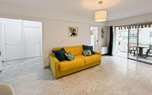 Appartement à louer    1 pièce • 34 m2 Nice