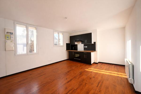 APPARTEMENT T2 BIS – OISSEL GARE – INVESTISSEMENT OU RÉSIDENCE PRINCIPALE