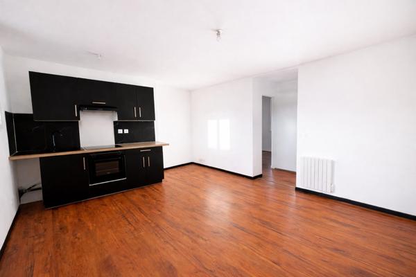 APPARTEMENT T2 BIS – OISSEL GARE – INVESTISSEMENT OU RÉSIDENCE PRINCIPALE