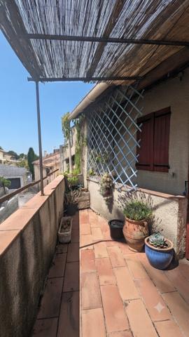 T3 avec terrasse et cave au calme absolu
