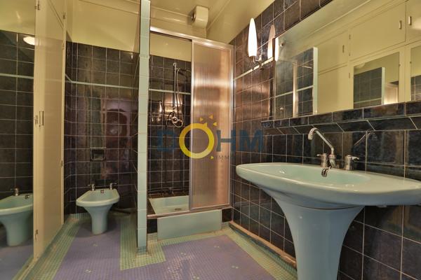 Maison 8 pièce(s) 3 chambre(s) 163 m²