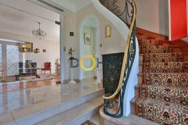Maison 8 pièce(s) 3 chambre(s) 163 m²