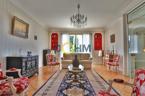 Maison 8 pièce(s) 3 chambre(s) 163 m²