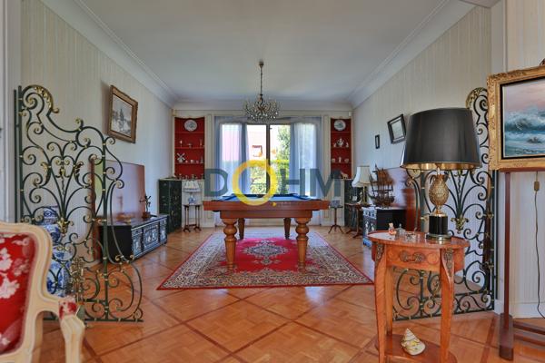 Maison 8 pièce(s) 3 chambre(s) 163 m²