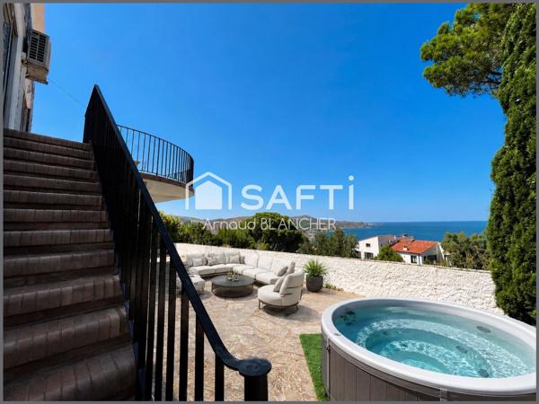 Villa atypique avec terrasse suspendue et vue spectaculaire sur la Méditerranée