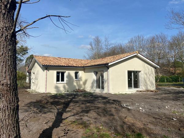 Maison à vendre    4 pièces •  Parentis-en-Born