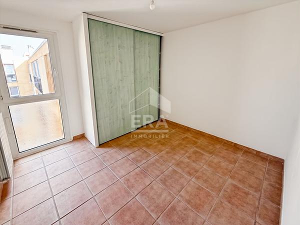 LES PENNES MIRABEAU - LE CLOS IDEAL- Appartement T4 de 69m2 avec 2 balcons dans une résidence sécurisée