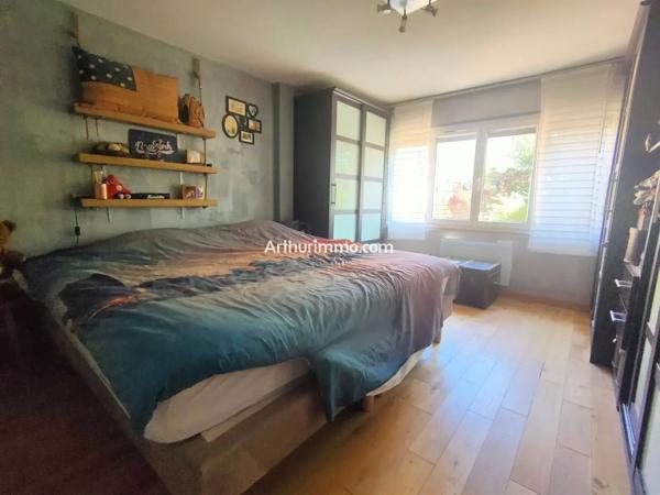 Location                                                      Maison
                        
                     4 pièces                      89 m2                     à Sucy-en-Brie