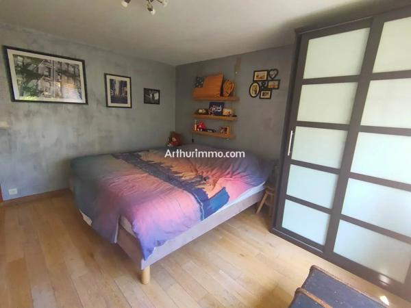 Location                                                      Maison
                        
                     4 pièces                      89 m2                     à Sucy-en-Brie