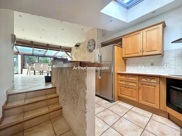 Location                                                      Maison
                        
                     4 pièces                      89 m2                     à Sucy-en-Brie