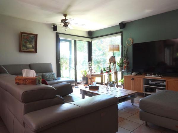 Maison
         7 pièces
        - 146 m² Exclusivité 595 000 € *