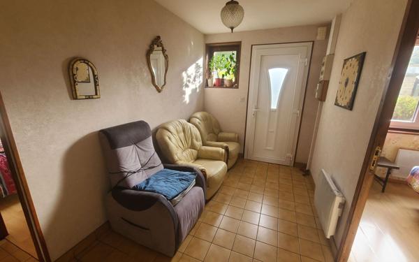 Maison à vendre    3 pièces •  Domptin