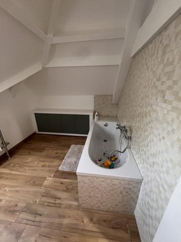 À vendre - Maison individuelle, 7 pièces située à Saint-Cyr-sur-Loire (37540)