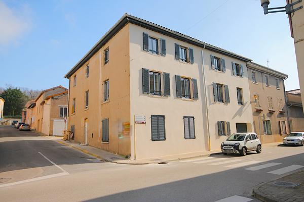 BEAU DUPLEX PROCHE CENTRE VILLAGE