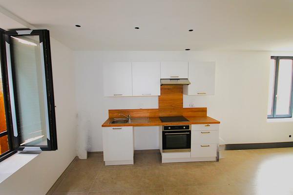 BEAU DUPLEX PROCHE CENTRE VILLAGE