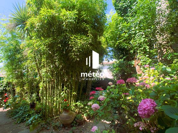 Maison à vendre 4 Chambres avec Jardin