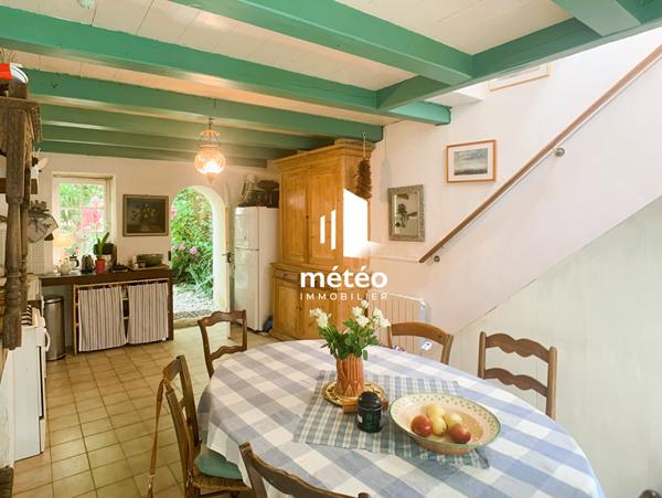 Maison à vendre 4 Chambres avec Jardin