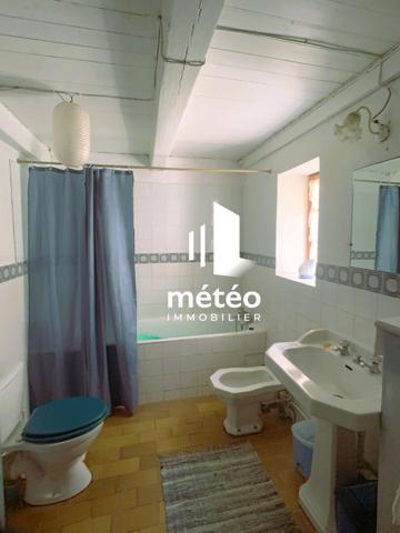 Maison à vendre 4 Chambres avec Jardin