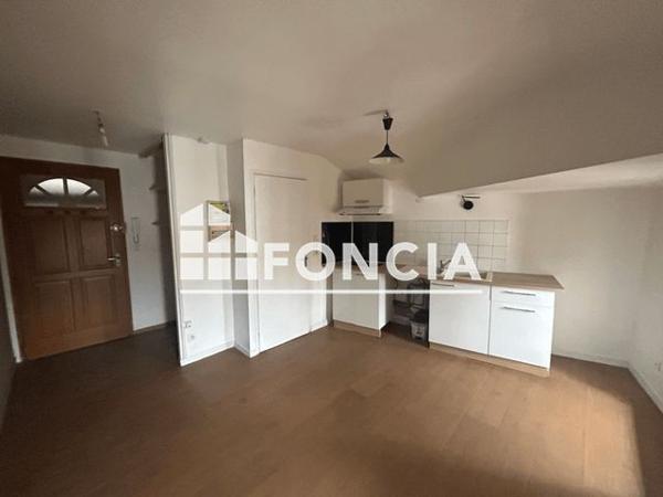 Location Studio 18.8 m² - 88 RUE REPUBLIQUE Le Peage De Roussillon 38550