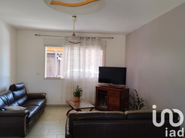 Maison 7 pièces de 120 m² à Saint-Joseph (97480)